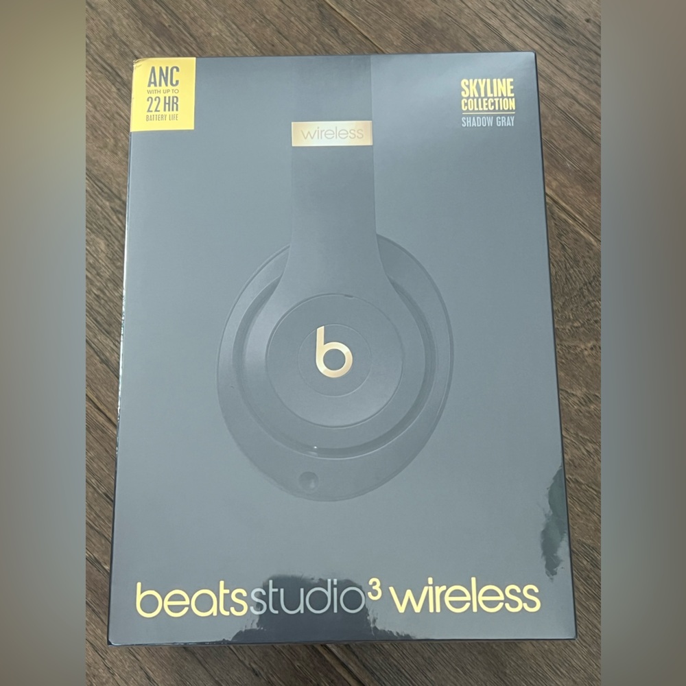 New Beats by Dre Studio 3 Wireless Noise Cancelling Headphones